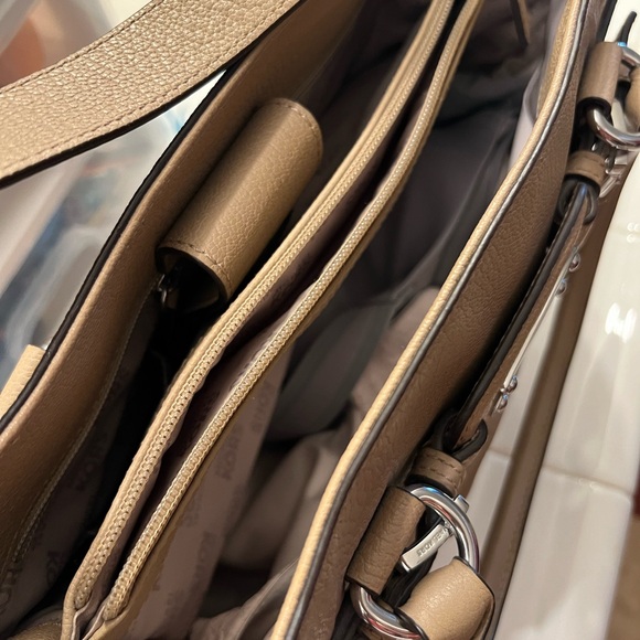 Michael Kors - Picture 3 of 4